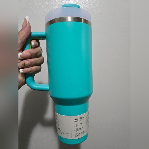 Stanley Aqua Tumbler with Handle - Picture 9 of 10